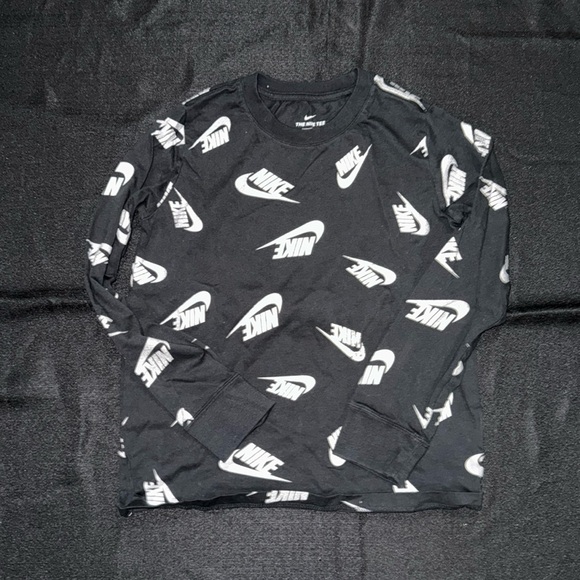 Nike Other - Kids Long Sleeve Nike Shirt